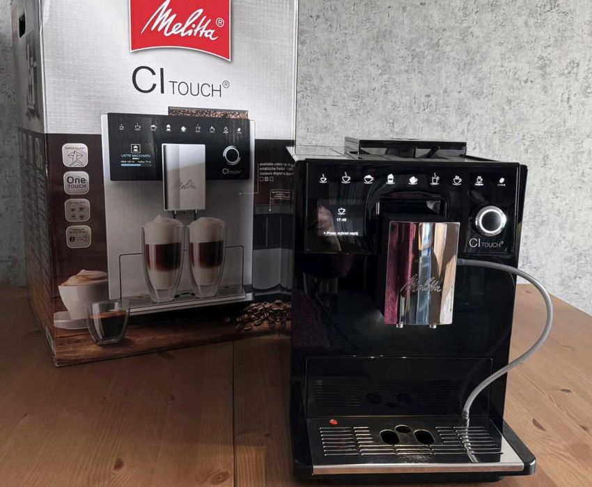 Ekspres do kawy Melitta CI Touch czarny F630-102