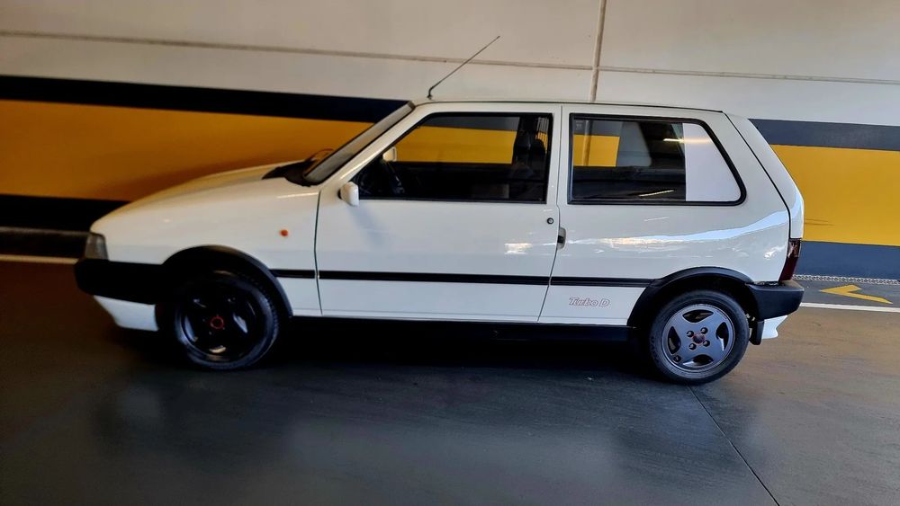 Fiat Uno TD532554779869859841
