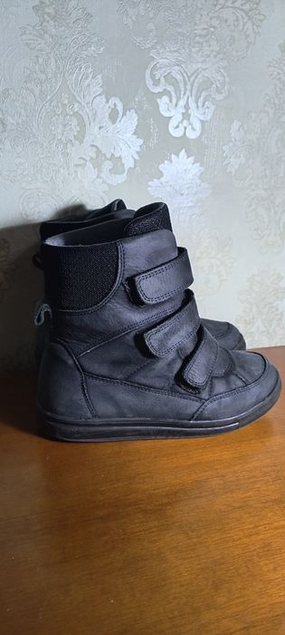 Зимові шкіряні черевики (чоботи) 33 розмір