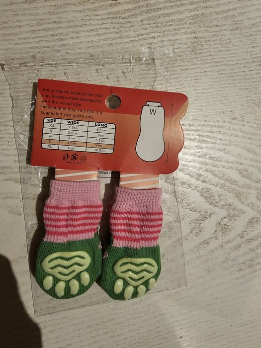 Meias para cão ou gato de porte pequeno