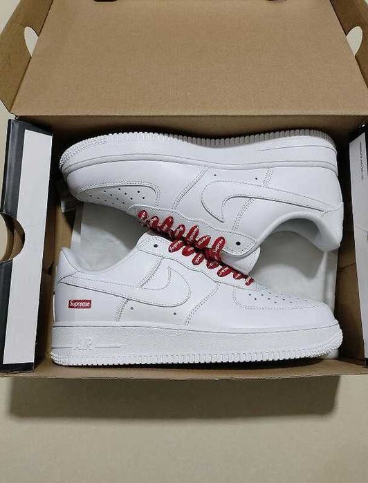 Nike Air Force 1 Low Supreme White R.40