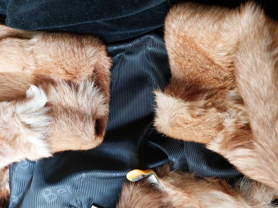 Шуба женская натуральный мех волка фирмы Berghaus 46-48 размер новая