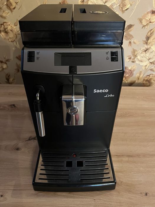 Кавомешина/кавоварка Saeco PicoBaristo