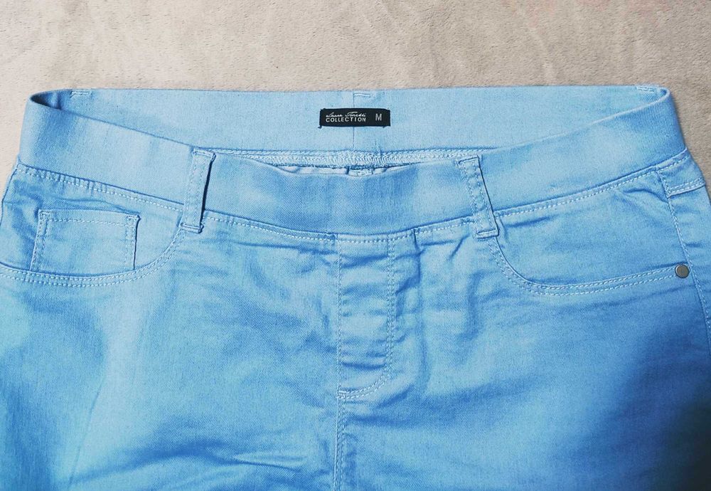 Błękitne spodnie rurki, Laura Torelli, M/38