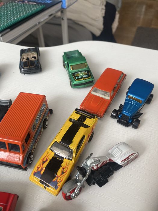 Hot wheels і бокс