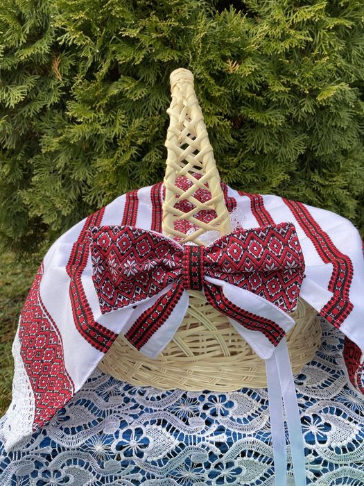 Кошик Великодній кошик з декором корзина біла Пасхальний декор Рушник