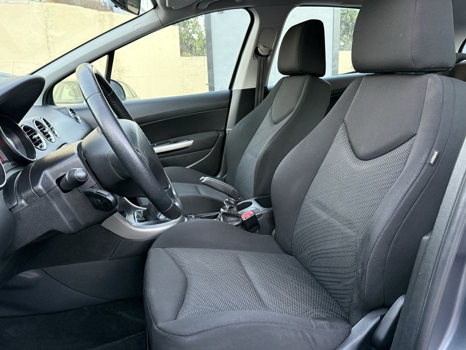 PEUGEOT 308 1.4 VTI Gasolina - 115.000 km - Com Garantia