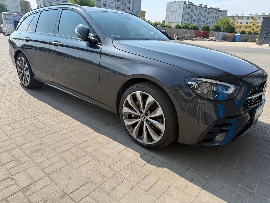 Mercedes-Benz Klasa E Mercedes E300de 306ps 4MATIC ACC hak Drive fv vat