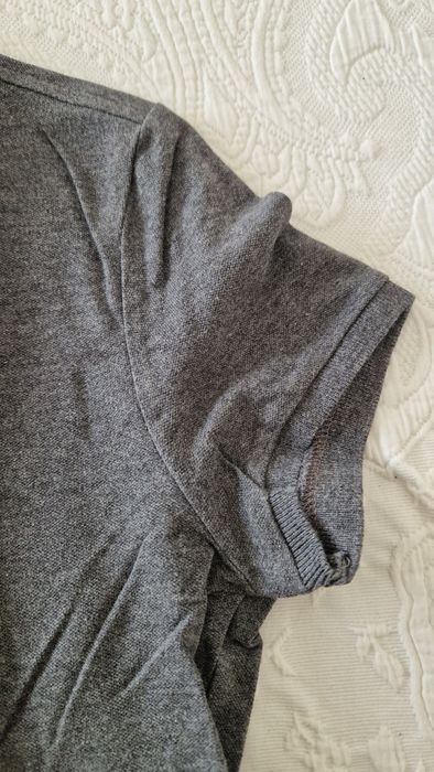 Polo cinza, TommyHilfinger, tamanho S/P