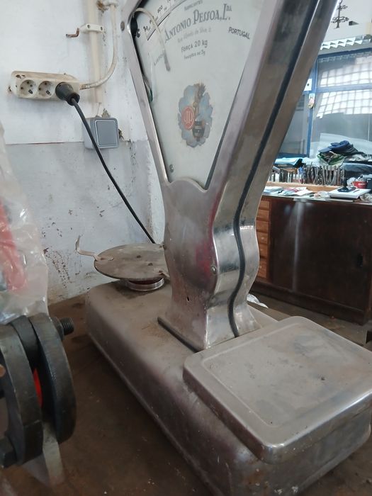 Tenho para venda balança