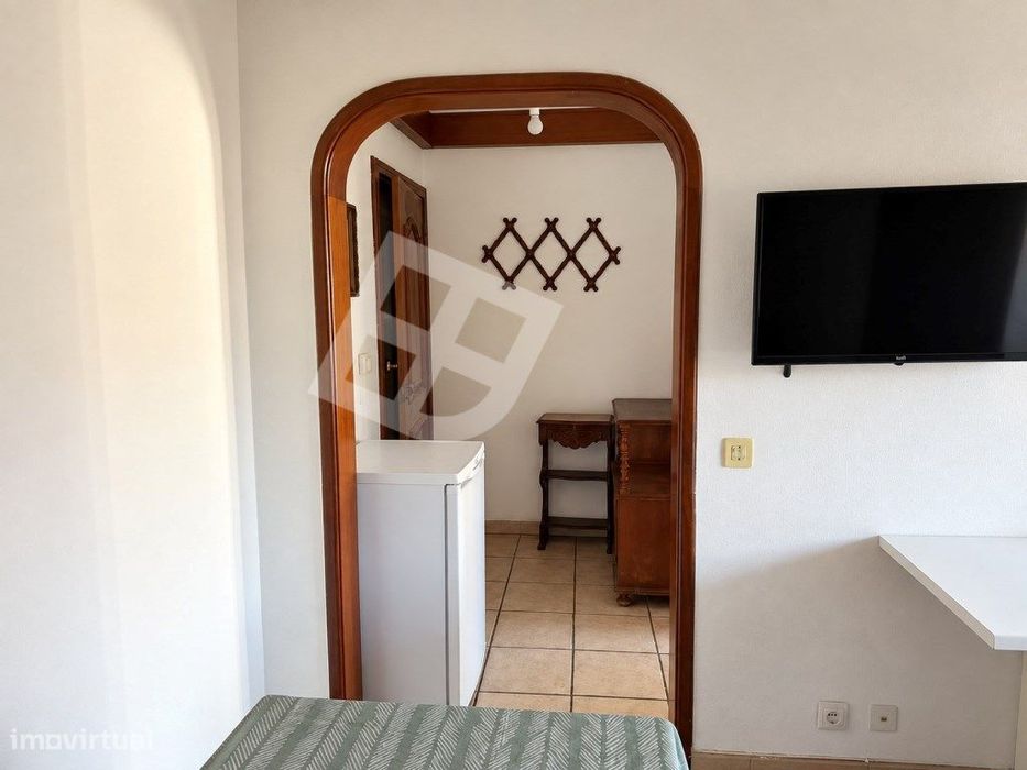 T3+1 mobilado - Arrenda-se junto à UA