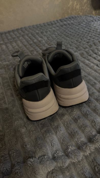 Skechers Global Jogger кросівки хакі 44 розмір б/у