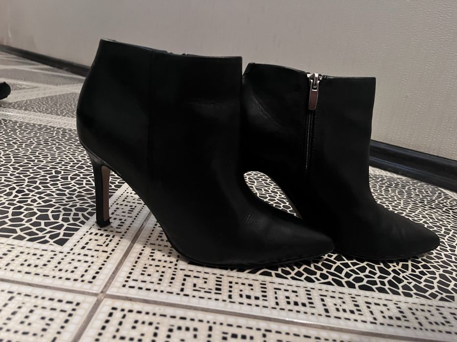 Ботільони Clarks