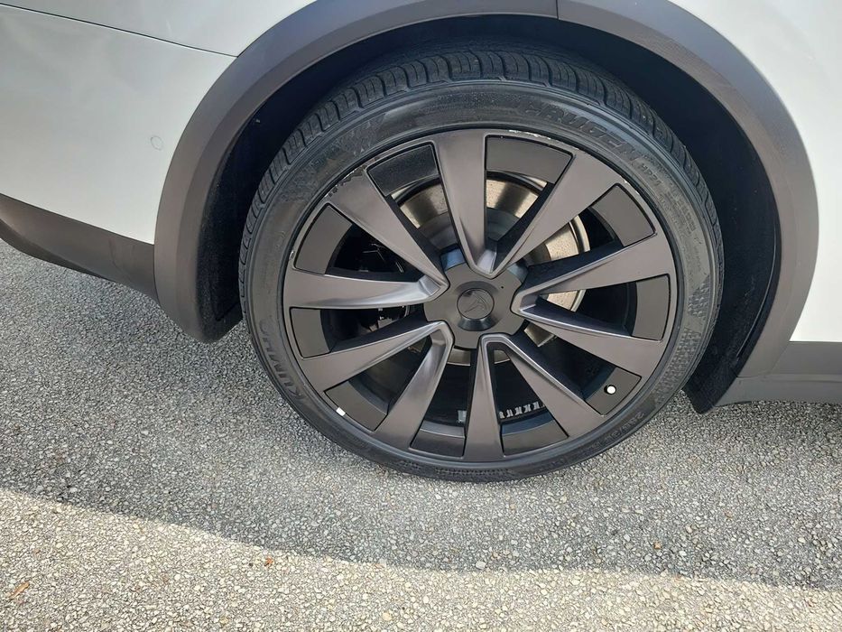 Tesla Model X      2022