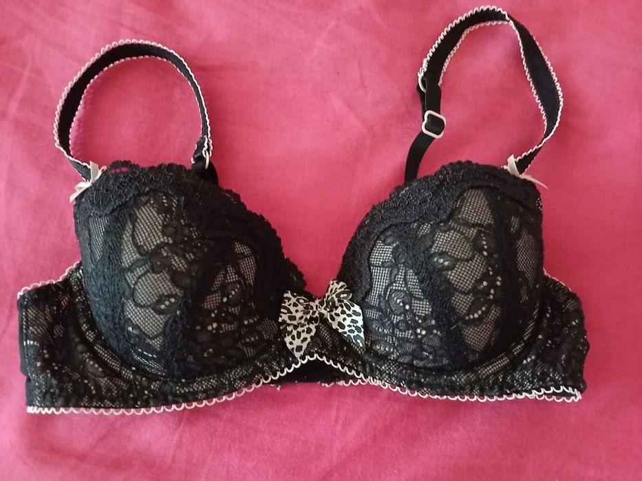 Бюстгальтер ліфчик M&S 70A 32A