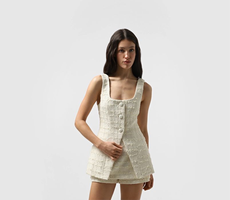 Твідовий костюм  молочний