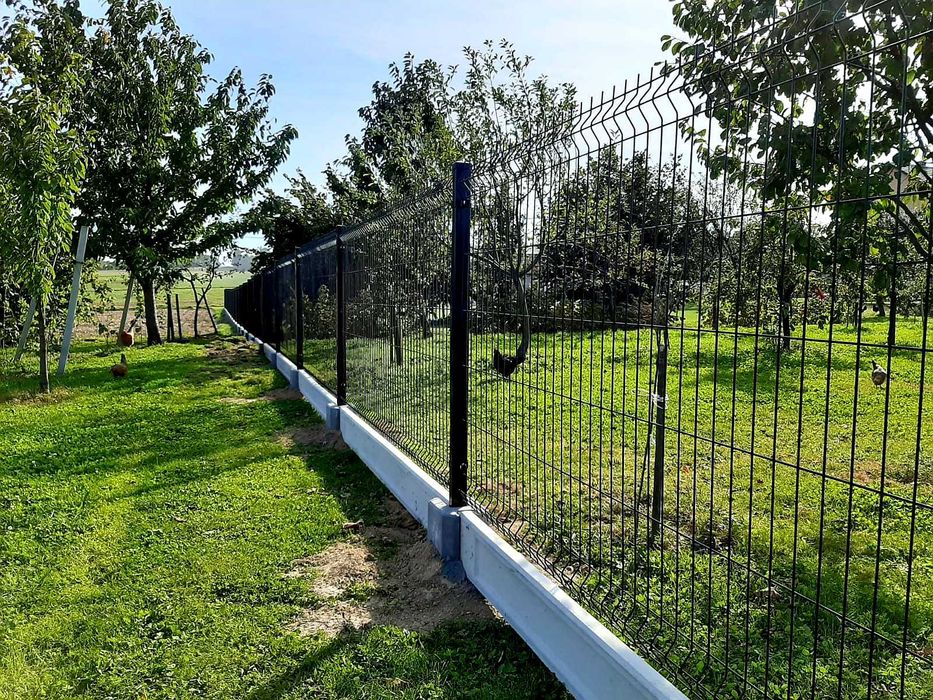 Ogrodzenie panelowe panel fi4 173cm podmurówka słupki obejmy