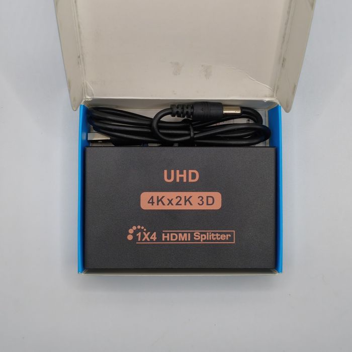 HDMI спліттер 1х4 розгалужувач 4K 30Hz 3D UHD 1 вхід 4 виходи активний