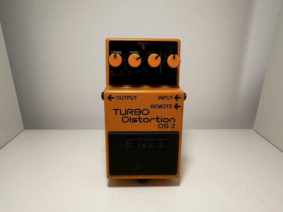 Pedal para guitarra BOSS DS2