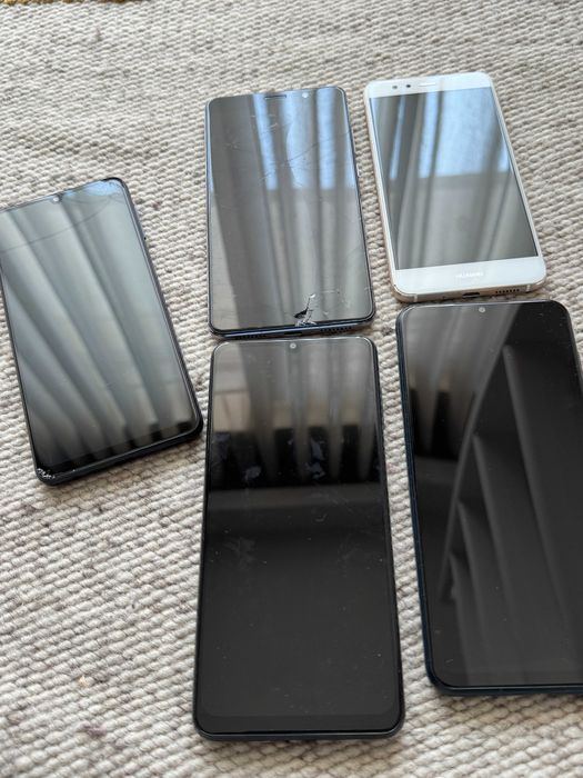 5 telemóveis estragados