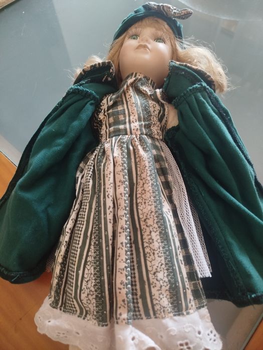 Bonecas de porcelana antigas