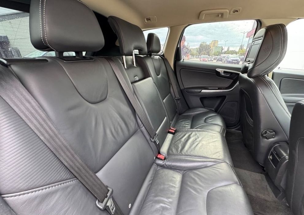 Продам Volvo XC60 2,4 Diesel у відмінному стані