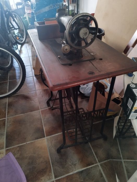 Maquina costura vintage