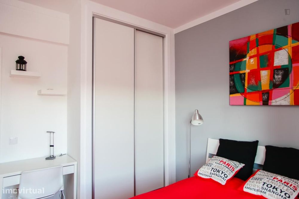 Apartamento com 1 quartos - localizado em  Coimbra