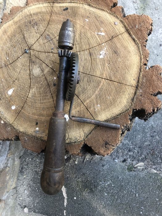 Продам ручную дрель