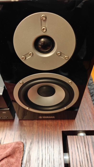 YAMAHA Pianocraft Mini System HiFi Audiofilski MCS-1330 BT Czarna