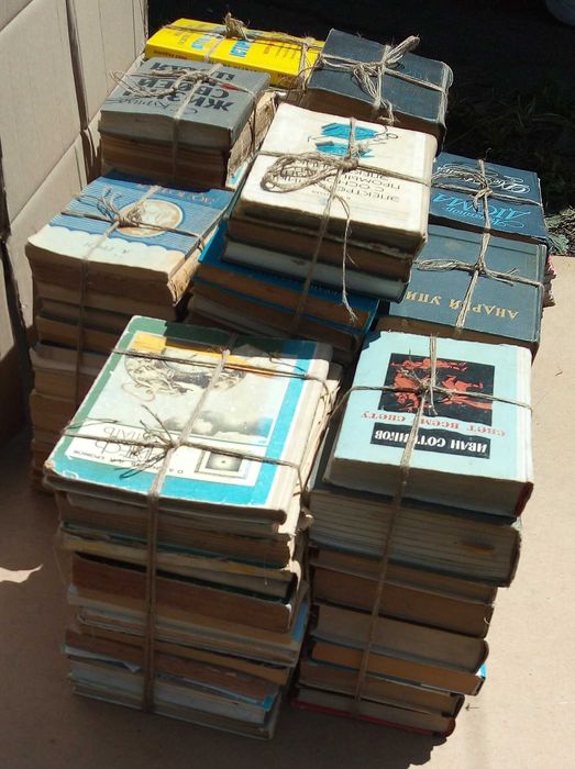 Возьму в подарок домашнюю библиотеку. Приму в дар книги