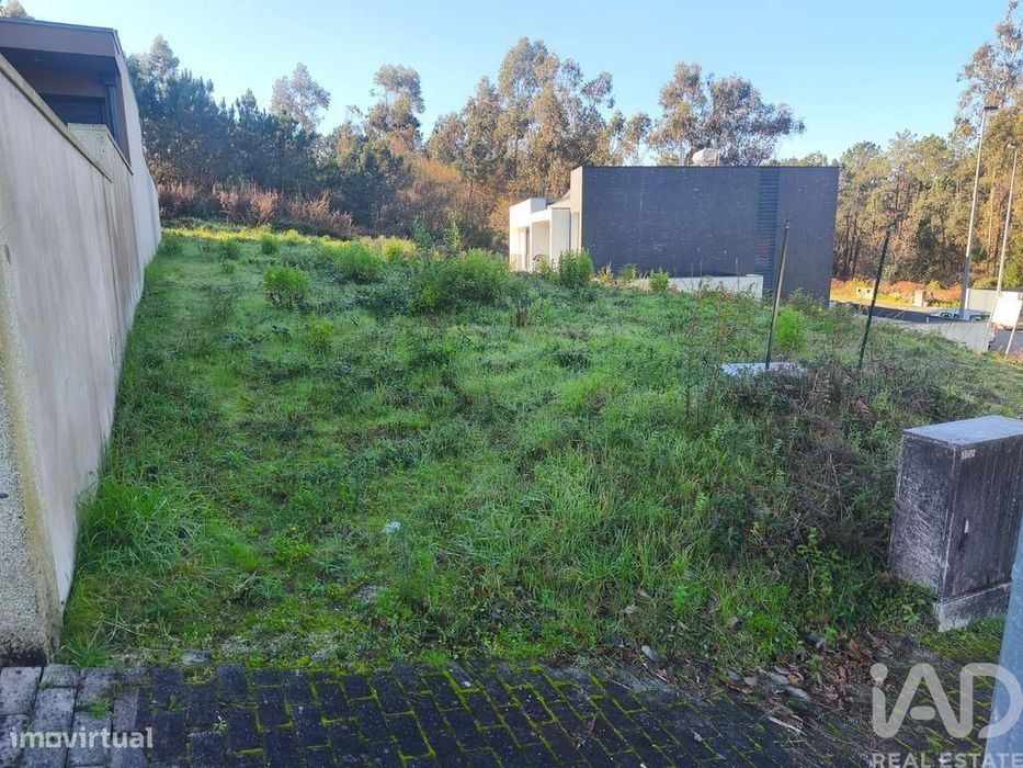 Terreno para construção em Forjães