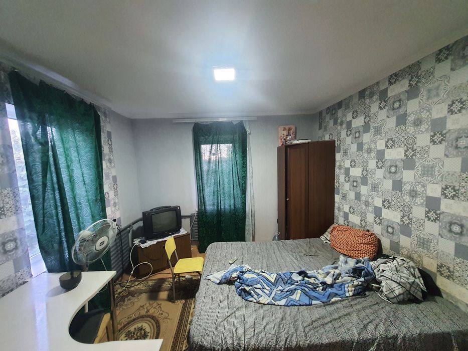 Продам окремих Пів будинка,  вул. Коцюбинського,  с/в в будинку! 5 сот