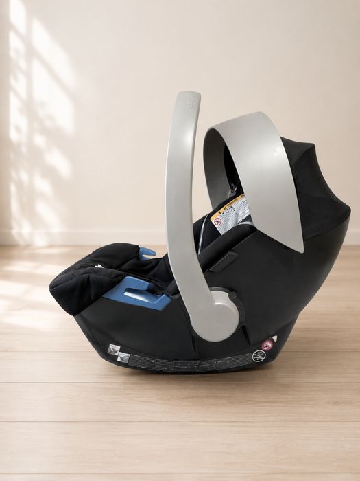 Автокрісло Cybex Aton 0–13 кг, гарний стан, оригінал