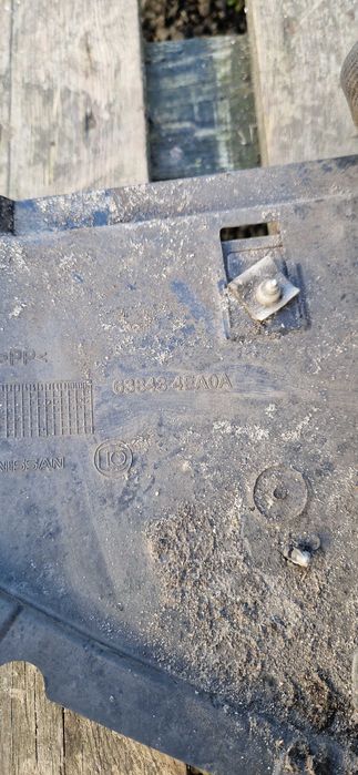 Nissan qashqai J11 nadkole lewe prawe