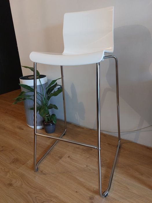 Stołek hoker barowy Ikea Glenn idealny chrom biały