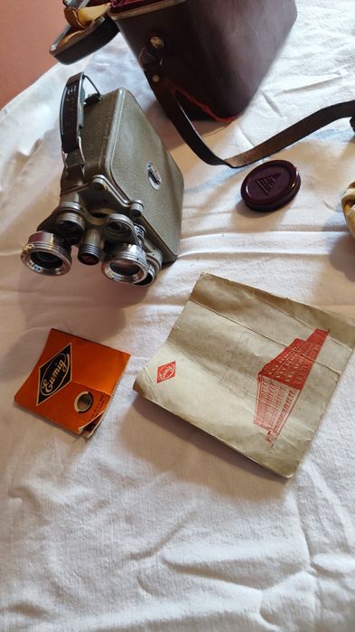 Câmara vintage Eumig C3 – 8mm