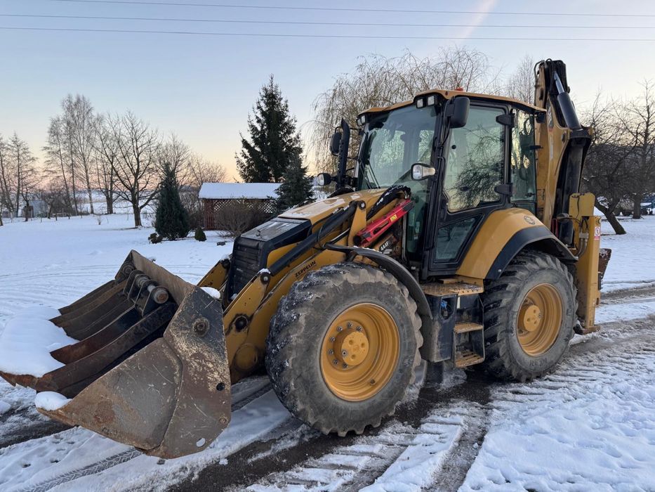 Koparko-ładowarka Caterpillar 444 F2