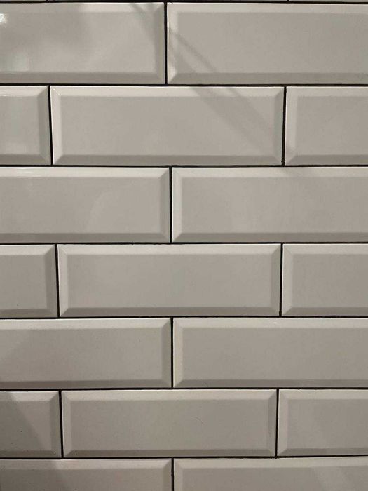 Продам плитка облицювальна The Wall golden ton/shide 1 White білий