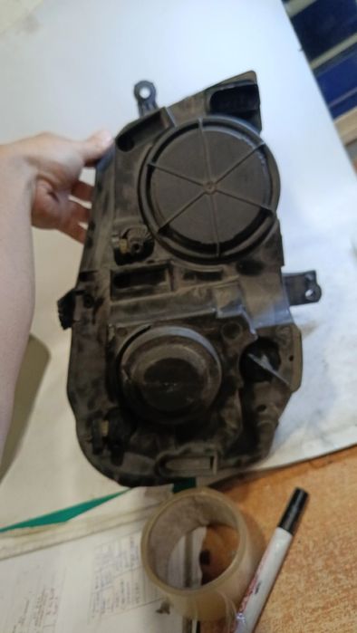 Ótica / farol esquerda VOLKSWAGEN Polo (9N)