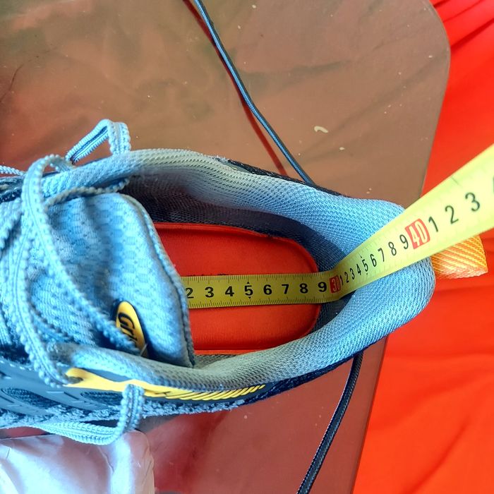Продам летние кросовки GRISPORT 45р