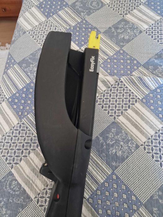 Ovo Maxi cosi + Base isofix