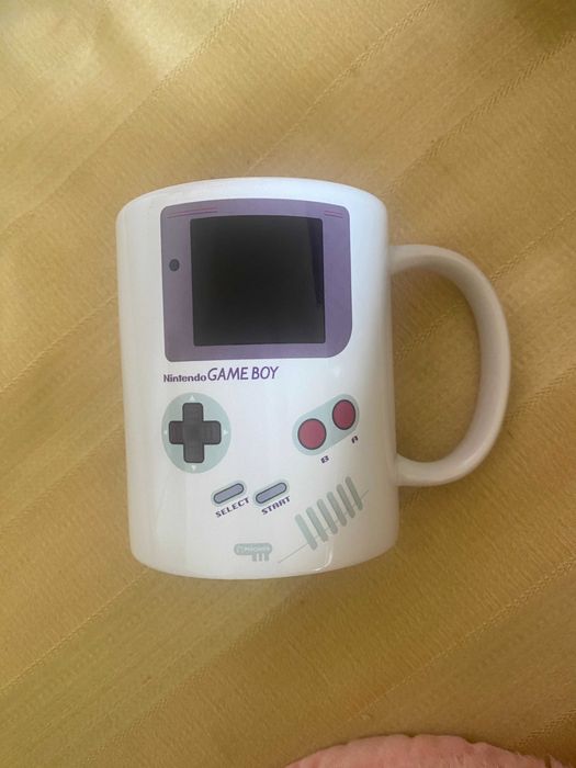 Caneca Game Boy que muda de cor com o calor