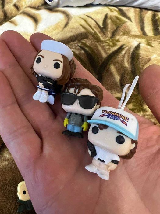 Фігурки: Дивні Дива, Зоряні Війни, Майнкрафт (Funko, Кіндер Сюрприз)