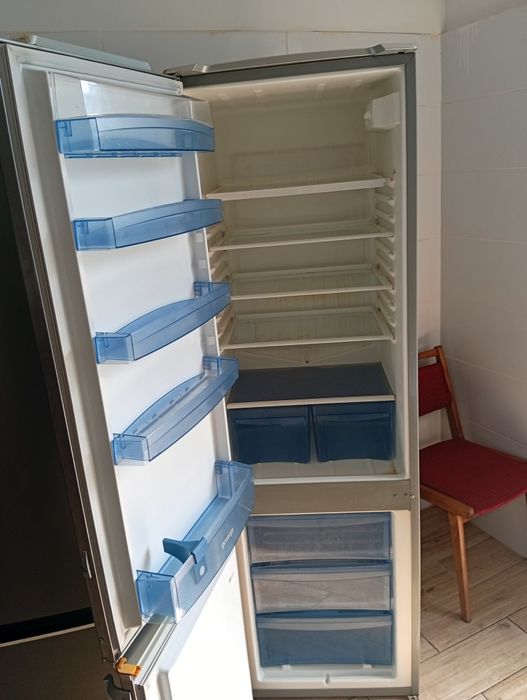 Lodówka Mpm INOX stan bardzo dobry  możliwość transportu