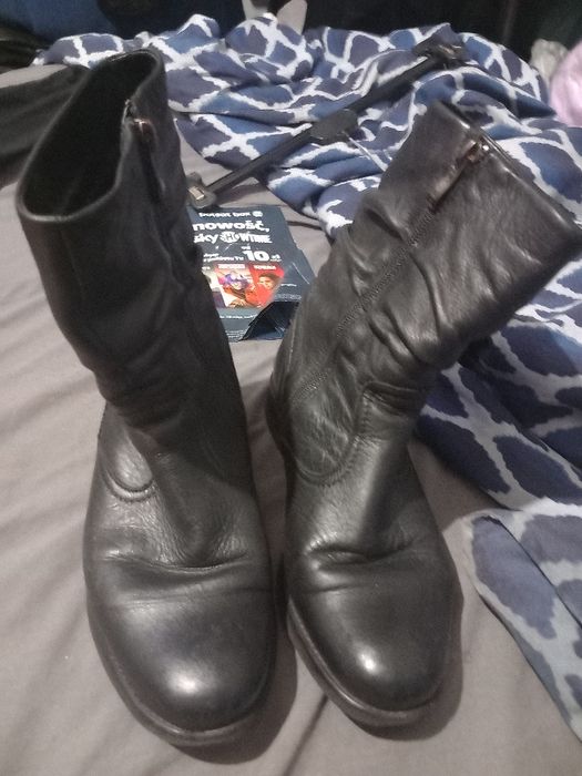 Damskie buty zimowe na obcasie