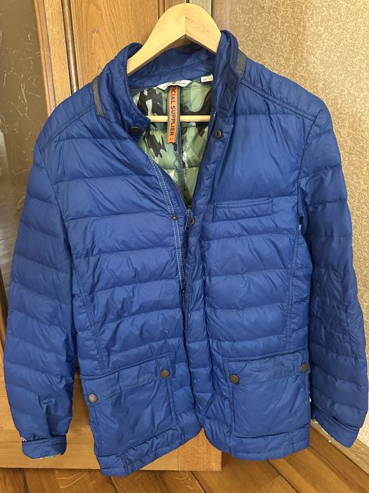 Курточка чоловіча