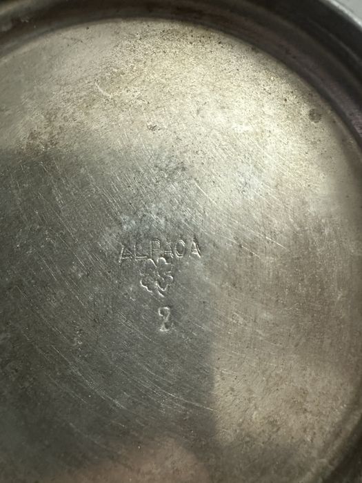 Conjunto de 3 peças de um serviço de cha em alpaca muito antigo