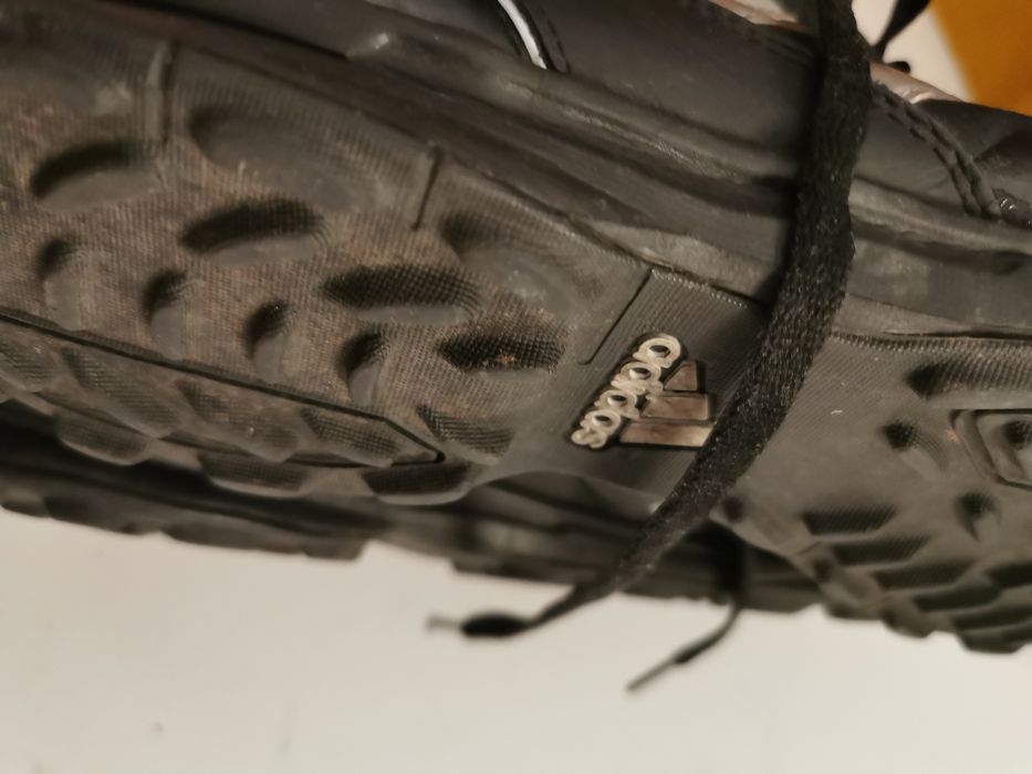 Buty meskie skórzane sportowe firmy Adidas  r. 30  30.5 cm