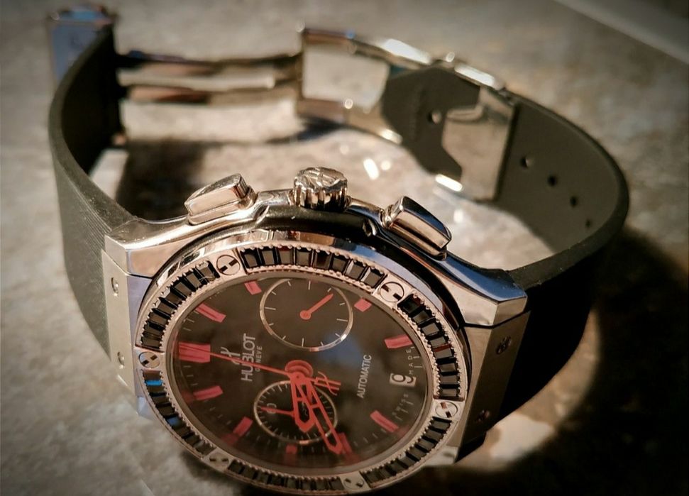 Часы годинник Hublo